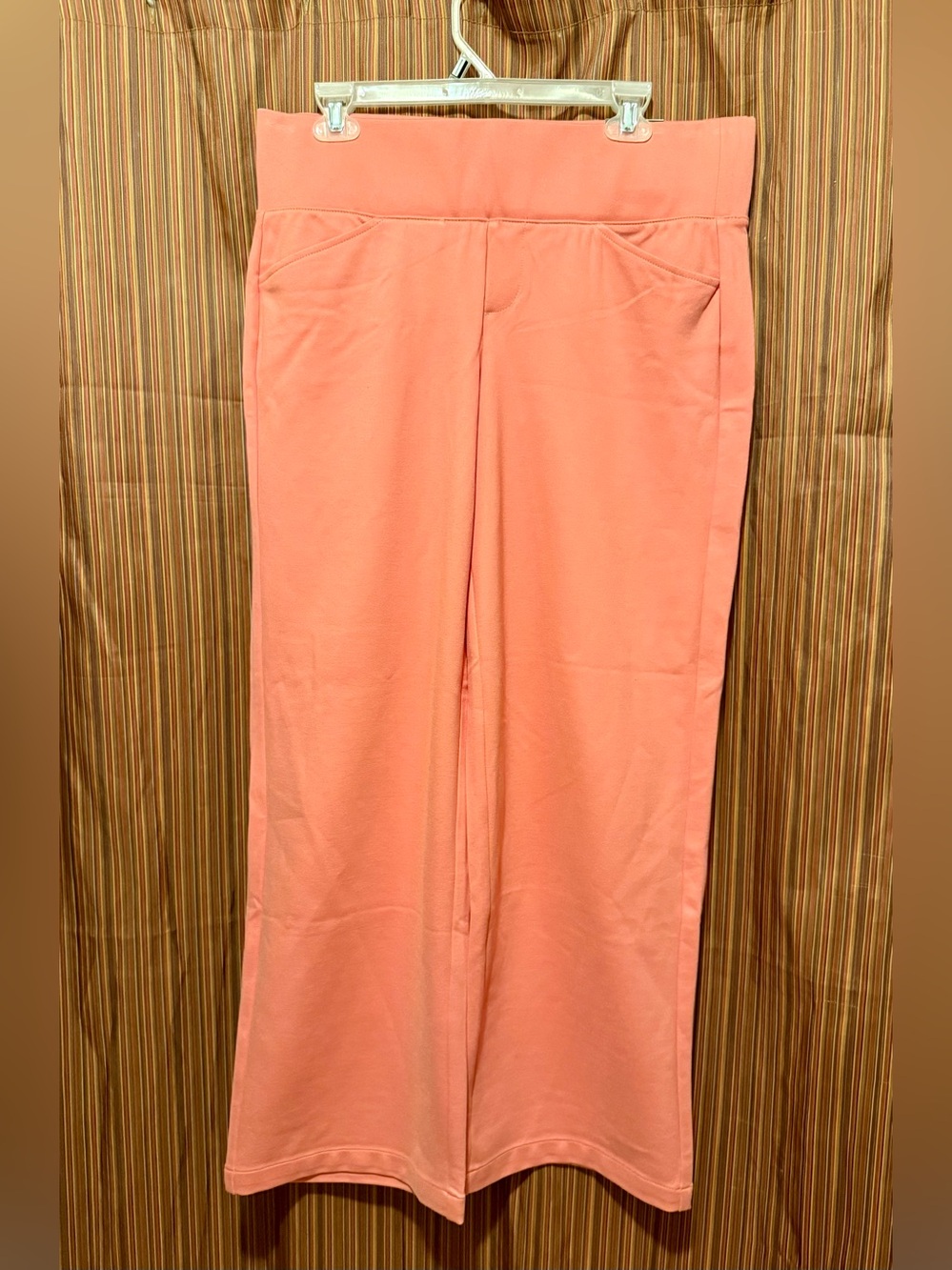 NWT Torrid Pull-on Pixie Wide Studio Luxe Ponte Leg Pant, Tea Rose size 00